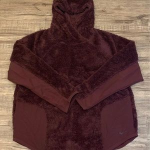 Women’s Nike Sweatshirt